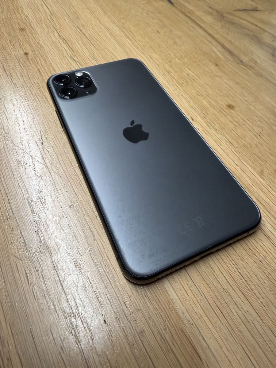 Apple Handys / Smartphones: iPhone 11 Pro Max 64GB  – Gebraucht aus Grosswangen von winkelfeld 2