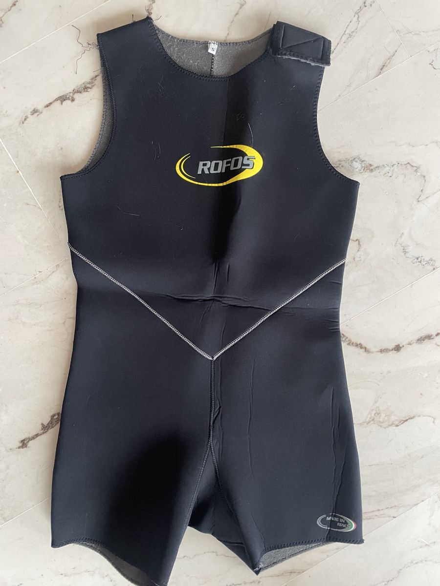 Combinaisons de plongée: Tuta neoprene ROFOS – D'occasion à Melide par jul_2q6m