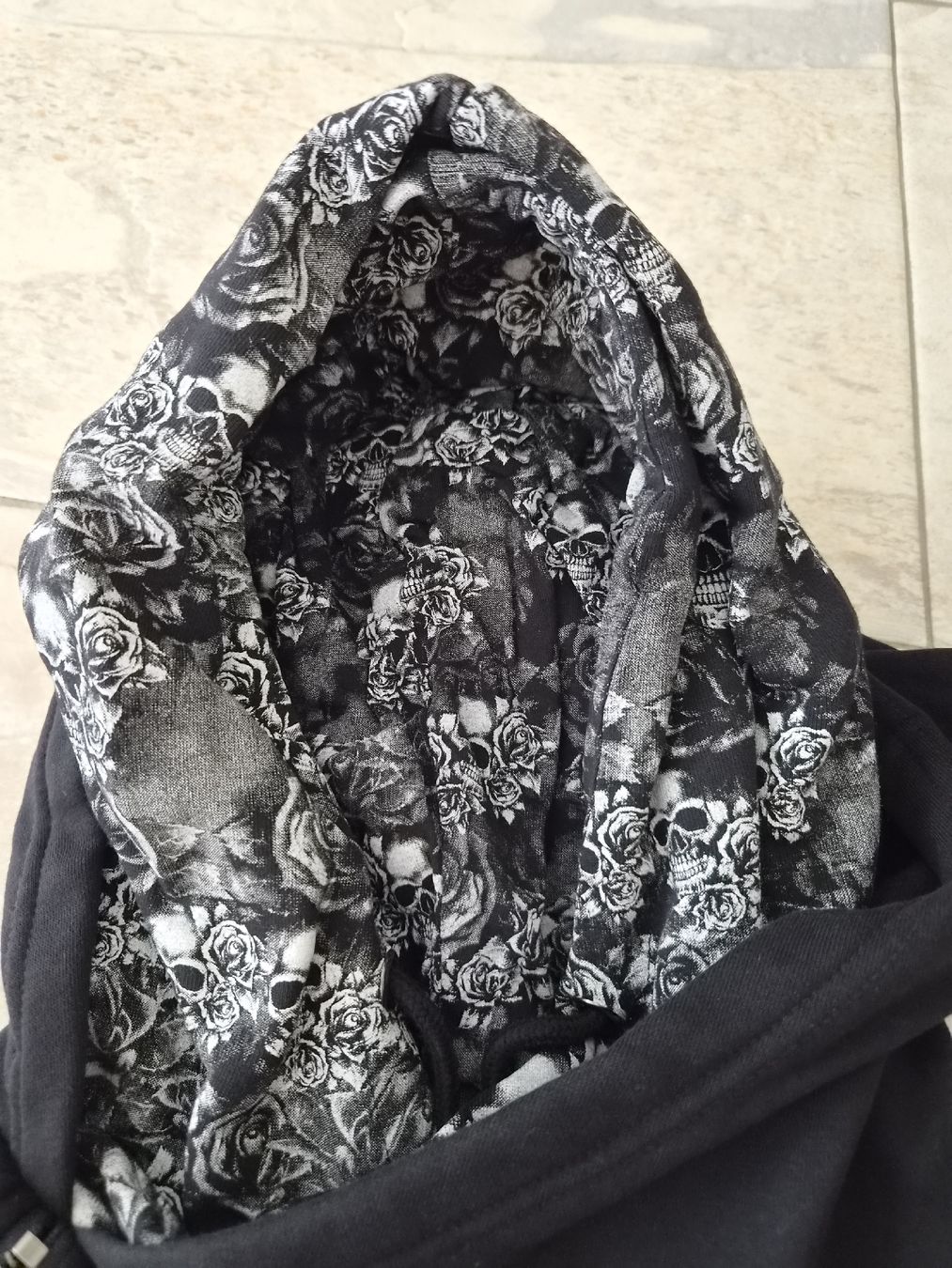 Pullover & Sweatshirts: Pullover Black Premium by EMP Grösse L, Totenköpfe – Neu (gemäss Beschreibung) aus Niederrohrdorf von Miripfiri 4
