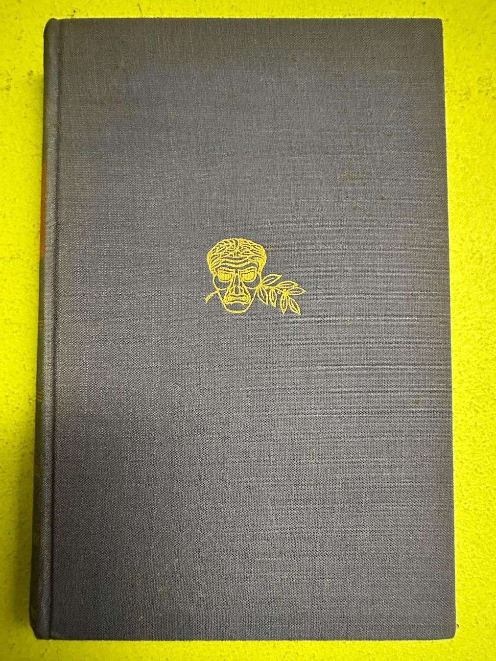 Bücher: Eugen Müller: Schweizer Theatergeschichte. – Gebraucht aus Zürich von allp