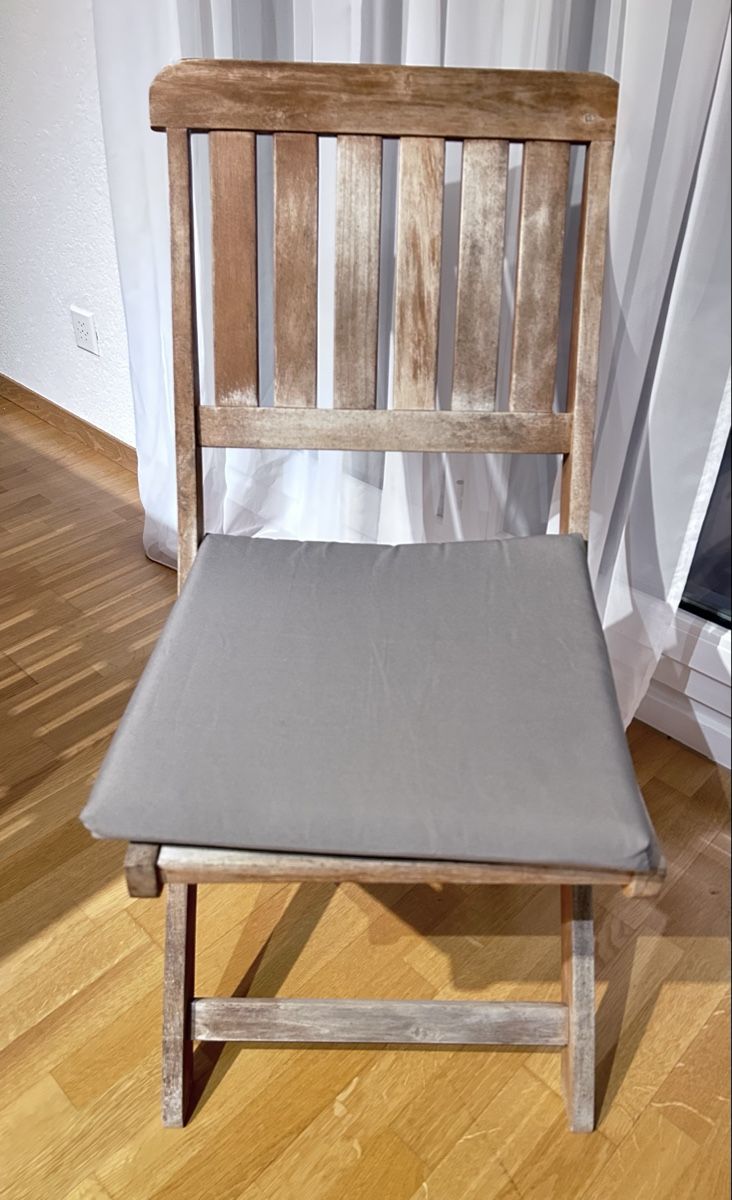 Beliani Set di tavolo e panche: Beliani CENTO Gartentisch + 2 Stühle Akazienholz – Usato da Schliern b. Köniz venduto da den_57hf 3