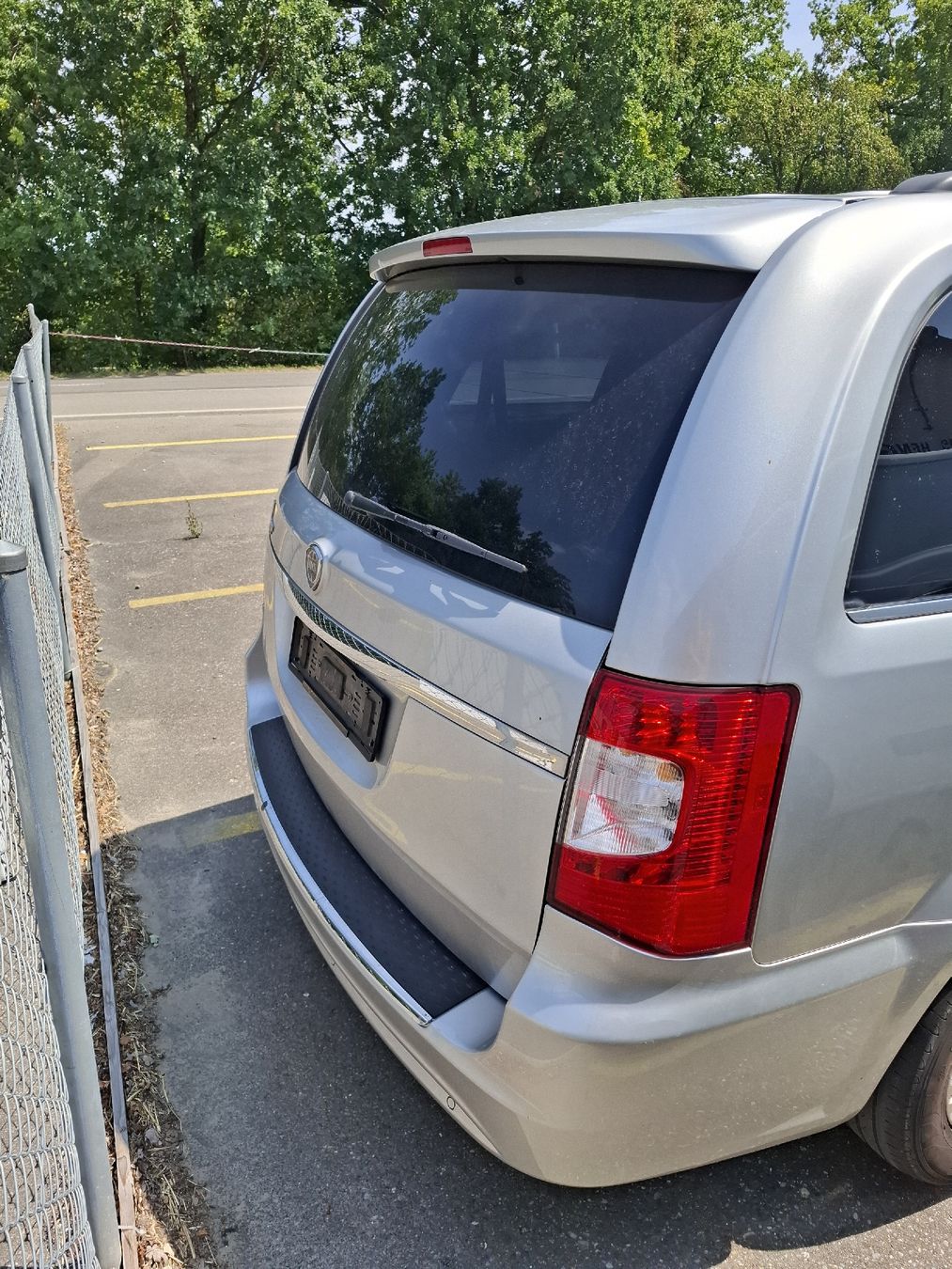 Lancia Automobili: Lancia Voyager 2.8D – Difettoso da Guntershausen venduto da Matthi95 3