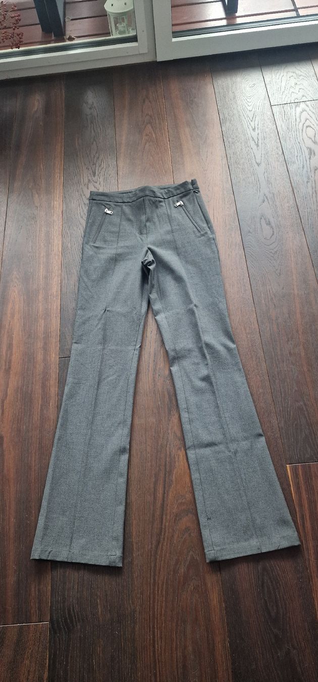 Zara Pantaloni: Zara Stoffhose, Grau, Gr. S – Usato da Zürich venduto da michelle212