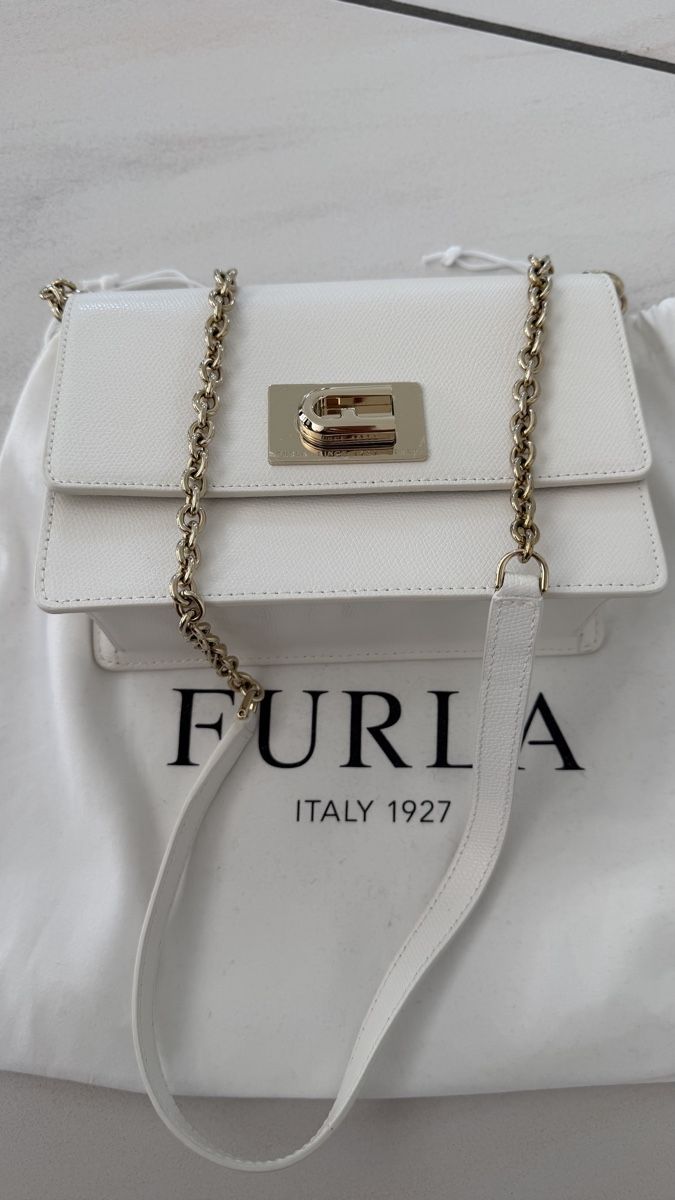 Furla Taschen für Damen: Furla Umhängetasche – Neu und originalverpackt aus Würenlos von engeli028