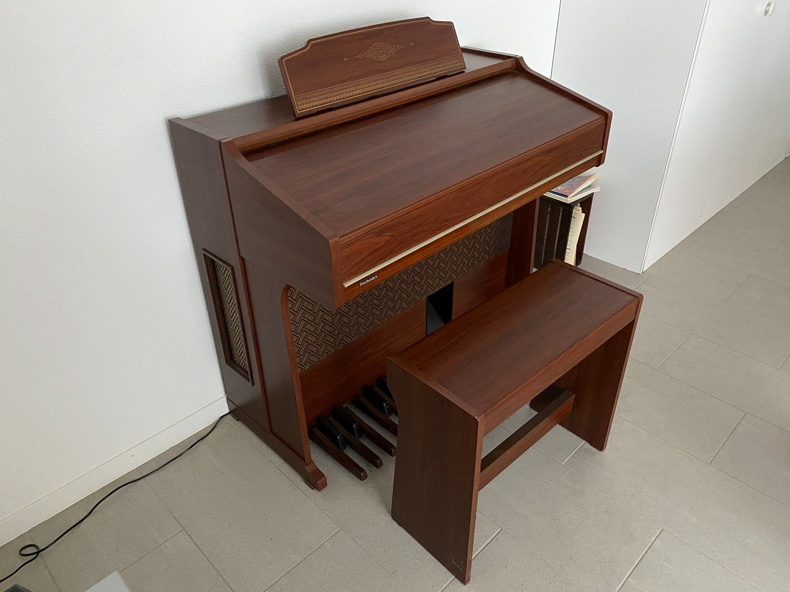 Technics Strumenti musicali: Orgel Technics U60 – Usato da Worb venduto da Tom123bern 1