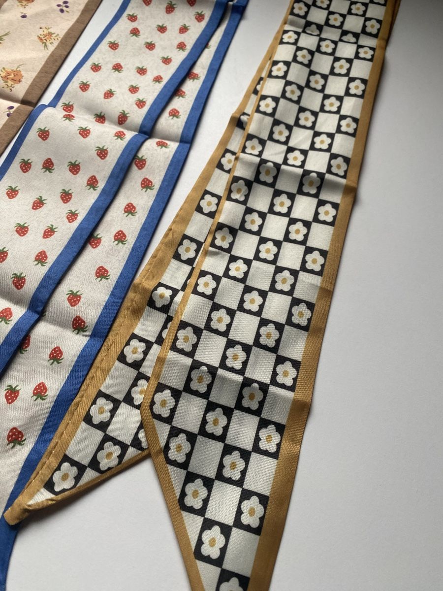 Foulard & Sciarpe: Twilly Tücher - Tasche oder Accessoire – Nuovo e nell'imballaggio originale da Göschenen venduto da Anoli34 5