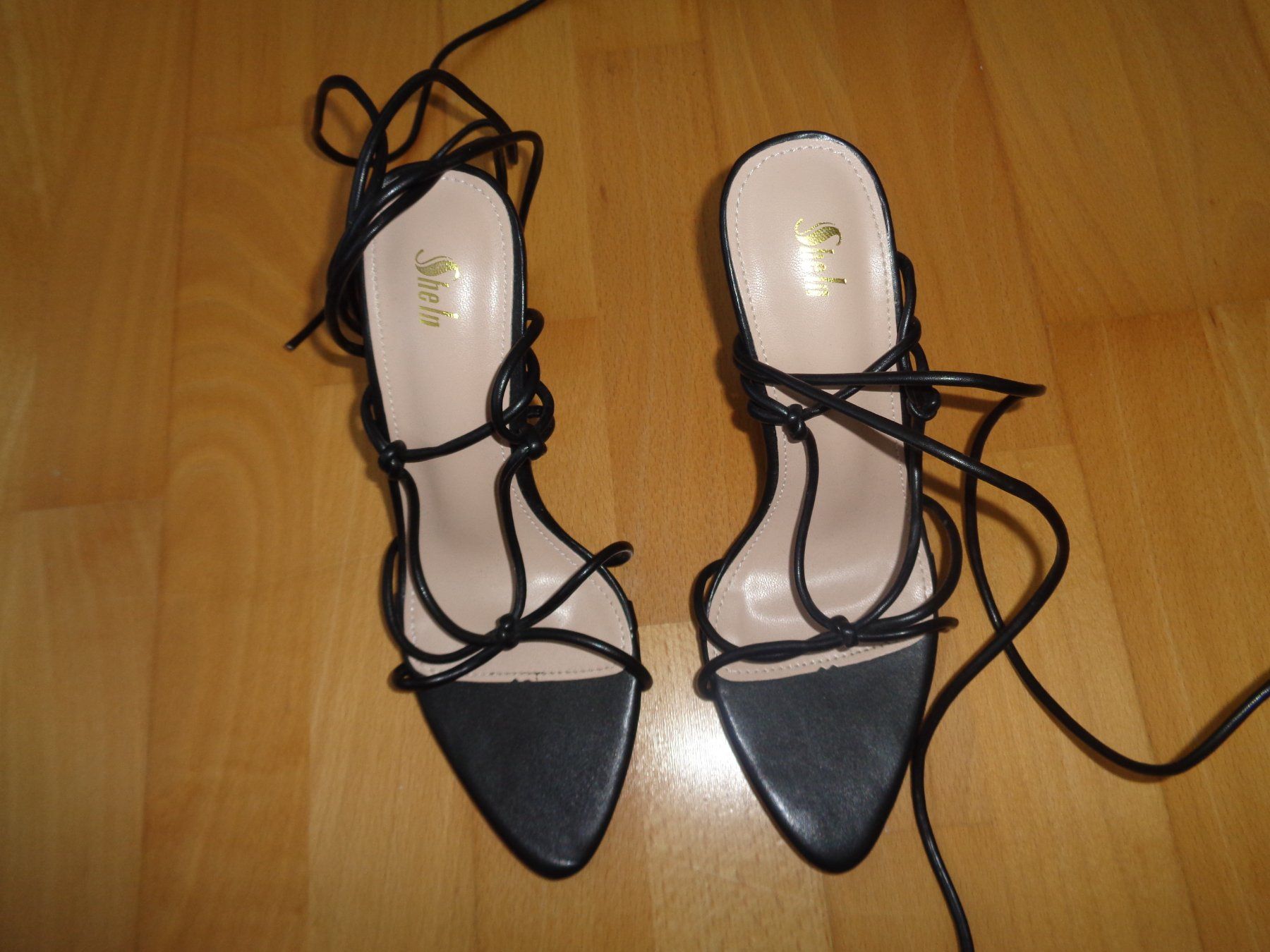 Shein Scarpe da donna: Sandale  Shein  Grösse 36 – Usato da Kreuzlingen venduto da Robi-2003