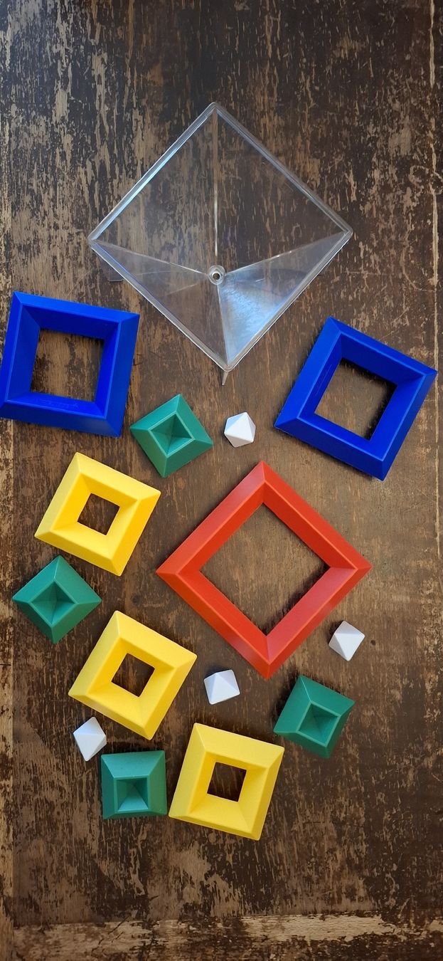 Giocattoli: Jeu / Jouet d'assemblage de triangles construction / logique – Usato da Lausanne venduto da GeoTrouvetou1952 3