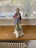 Porzellanfigur Mann Rokoko Stutzer guter Zustand