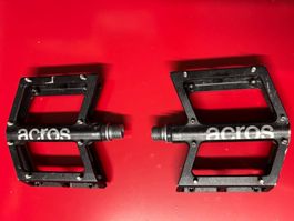 MTB Pedale acros