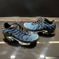 Nike TN requin état neuve P. 39