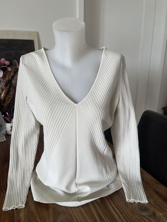 Joli Pull COS  L beige claire comme neuf