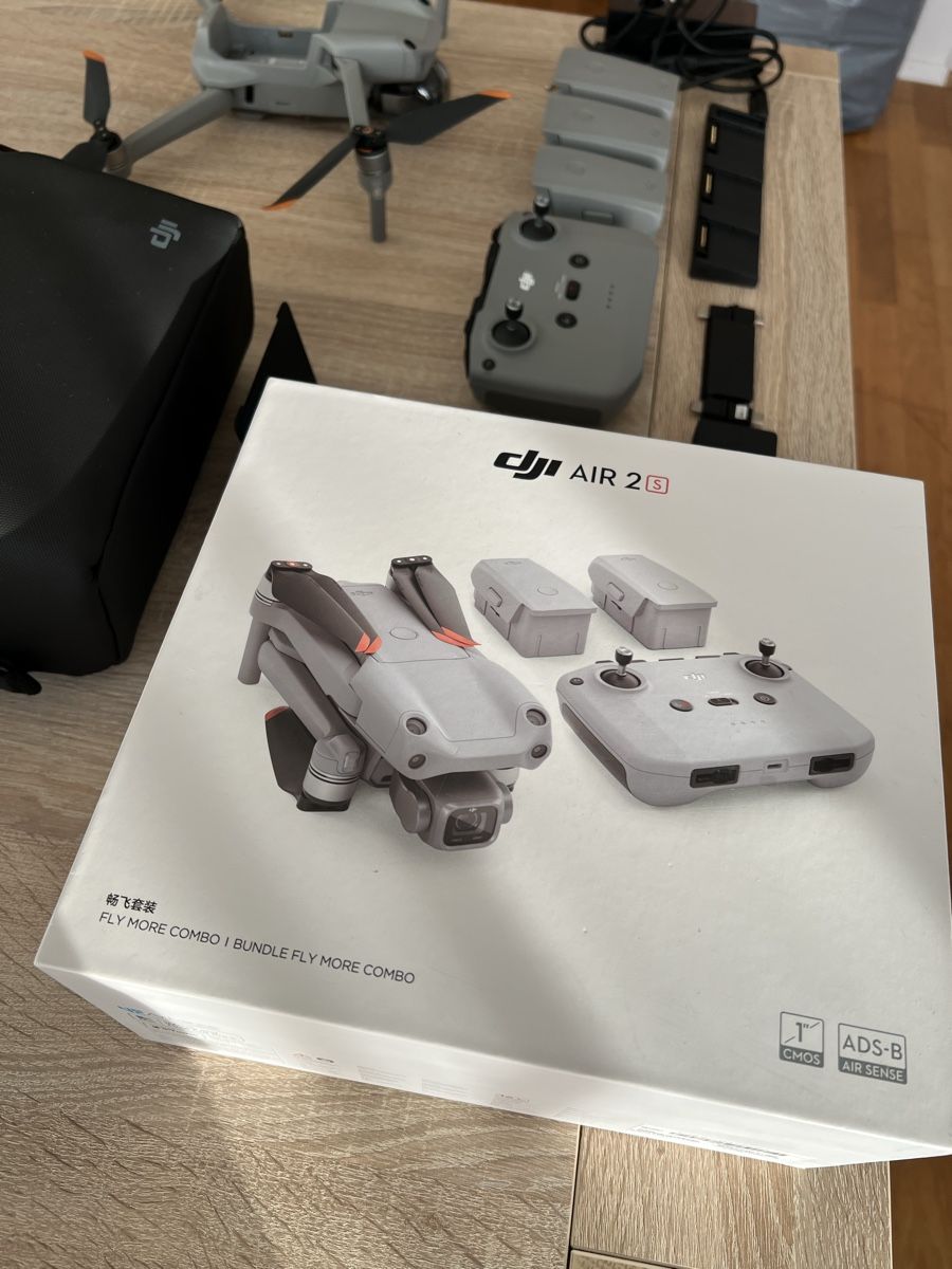 DJI Modellismo RC: DJI AIR 2S Fly More Combo – Nuovo (secondo la descrizione) da Hindelbank venduto da frundi 6