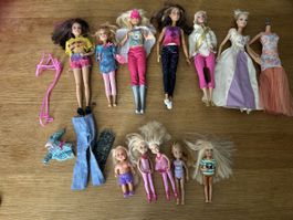 Barbie Puppen Set diverse Figuren und Kleidung gebraucht