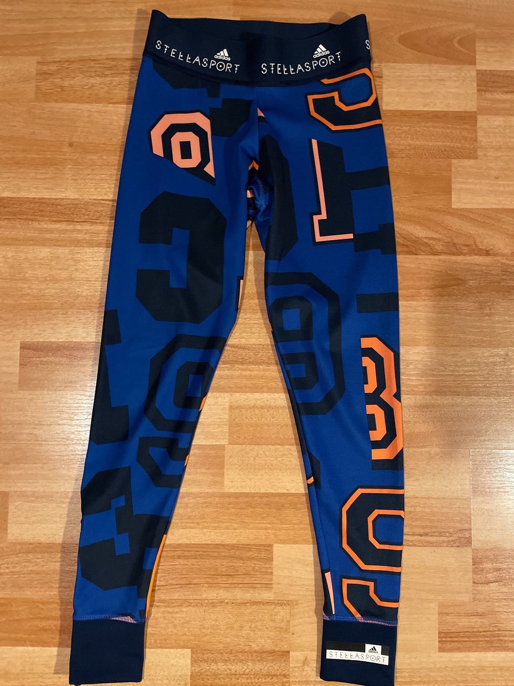 Adidas Leggings: Sporthose Gr.XS tights Adidas – Gebraucht aus St. Gallen von mai_zpt7