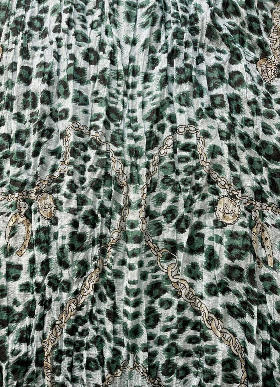 Foulards, Tücher & Schals: LEOPARDENMUSTER UND CHAINS SCHAL – Neu und originalverpackt aus Honau von sainj 2