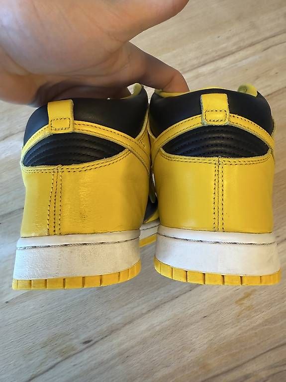 Herrenschuhe: Nike Dunk, Gr 43, gelb-schwarz  – Gebraucht aus zürich von VaviPat 3