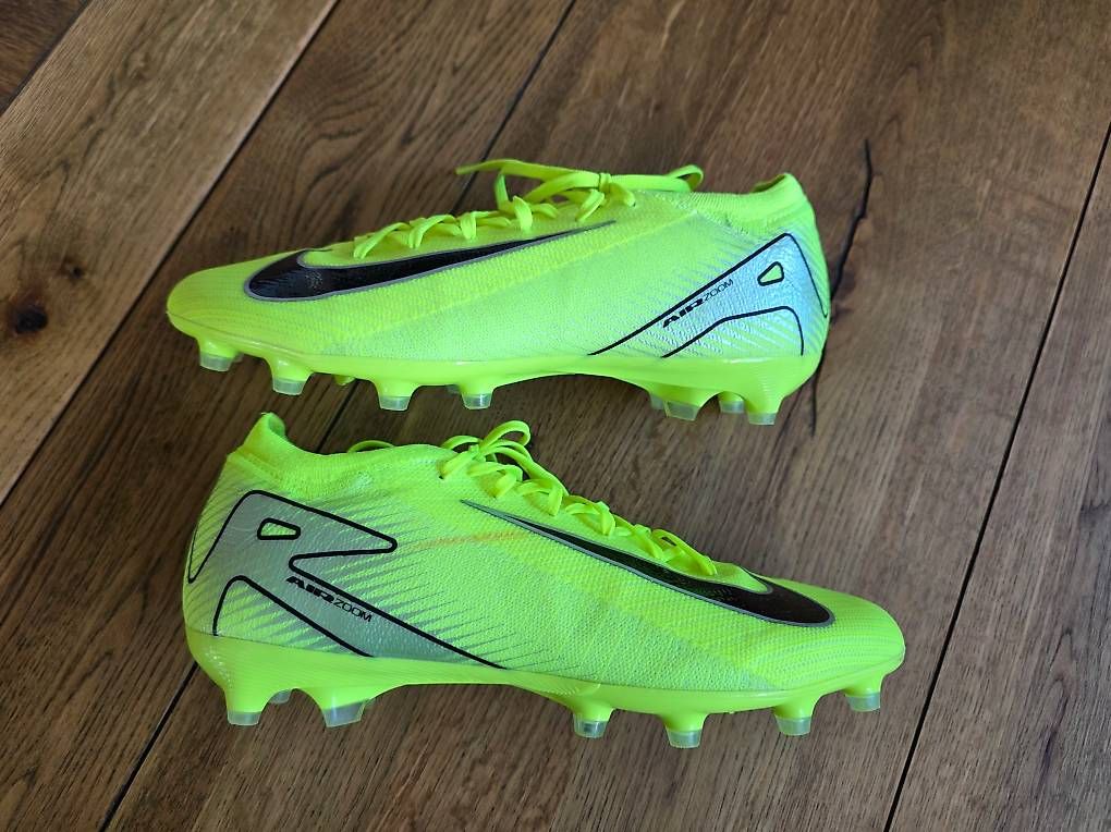 Scarpe da uomo: Fussballschuhe Gr 42 – Usato da DOTTIKON venduto da fabnico 1