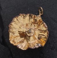 Pendentif doré