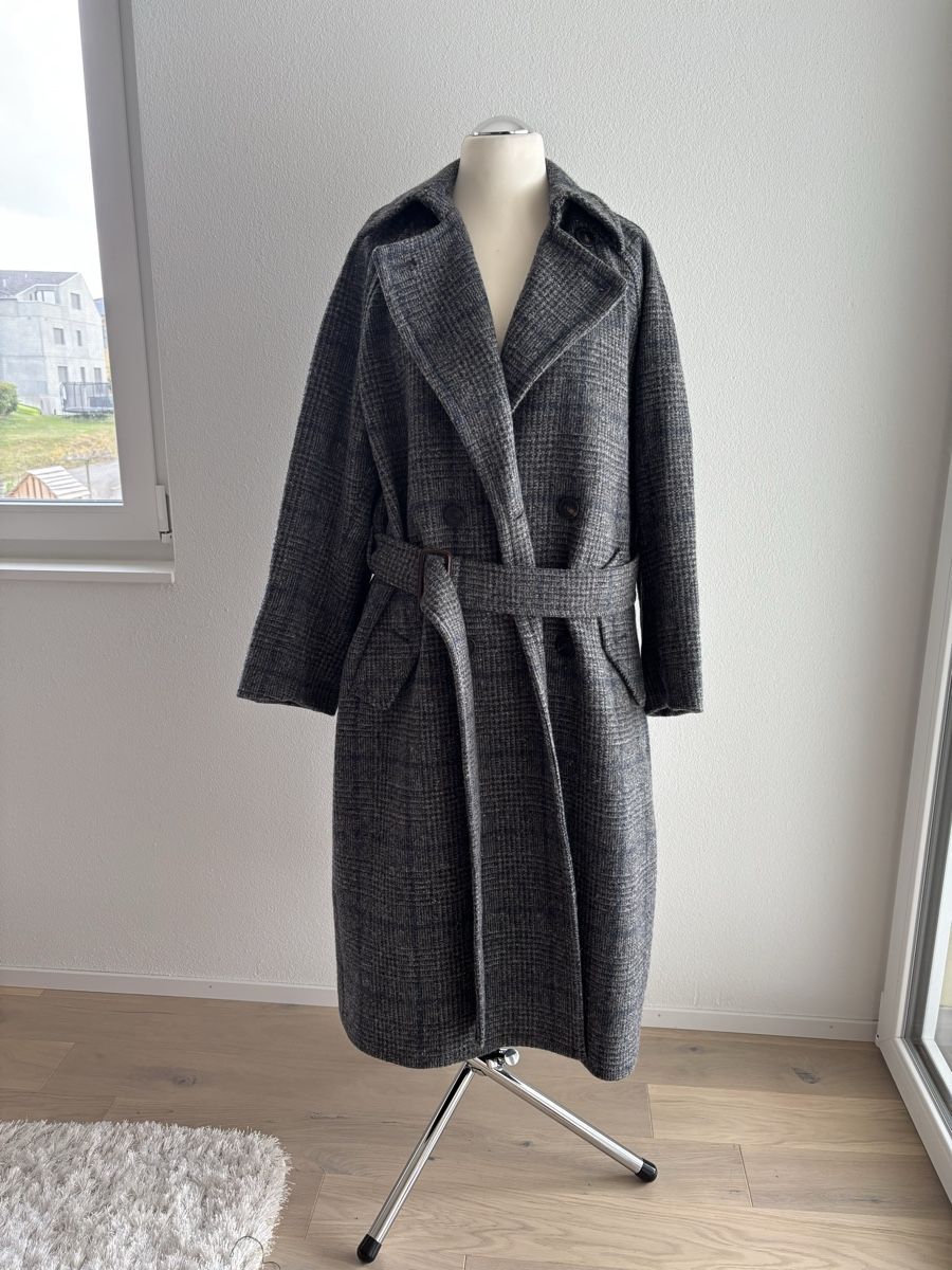 Max Mara Cappotti: Max Mara Weekend Wollmantel Neu – Nuovo (secondo la descrizione) da Lömmenschwil venduto da pv_cr