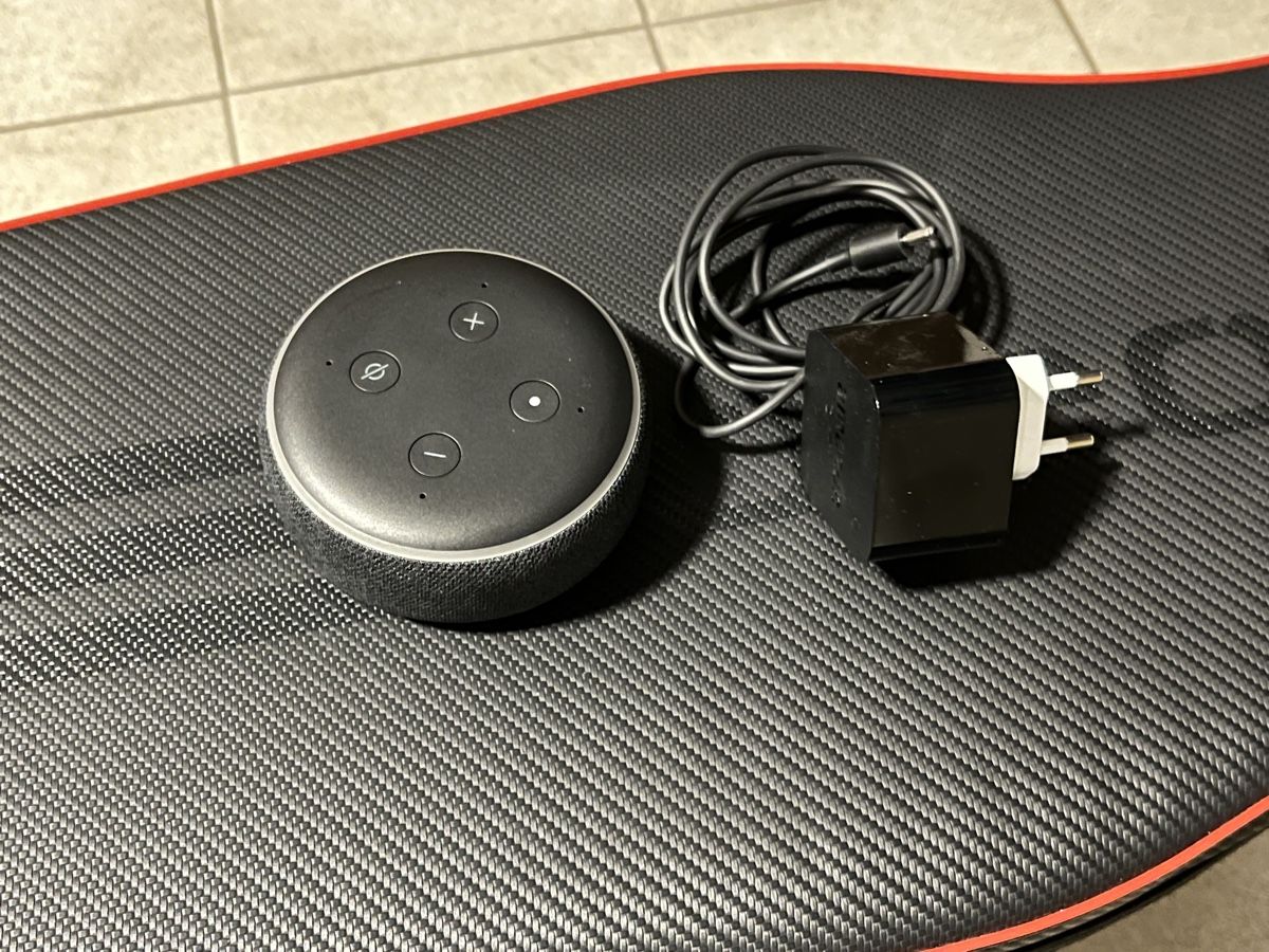 Amazon Lautsprecher: Alexa Echo DOT – Gebraucht aus Frauenkappelen von jensitiger77