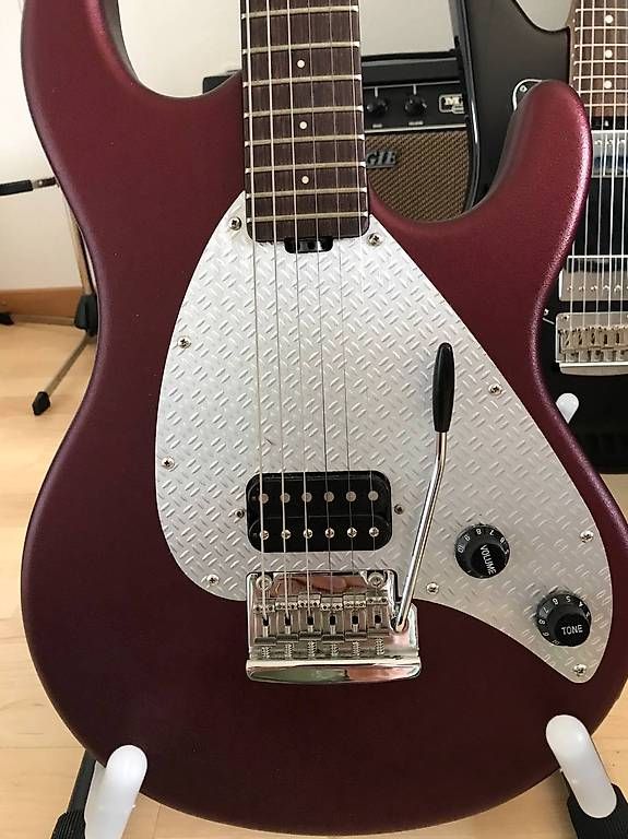 Strumenti musicali: Music Man SUB 1 – Usato da Neuchâtel venduto da angelogiostra 1