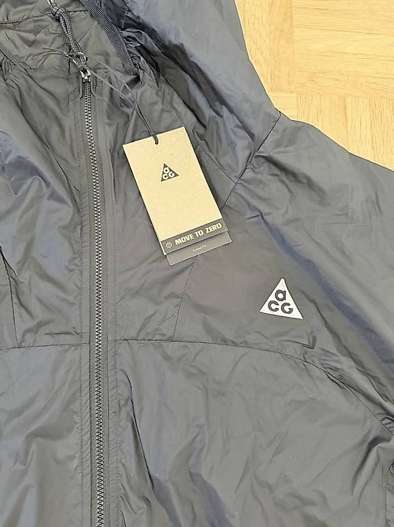 Giacche: Nike ACG Laufjacke – Usato da Basel venduto da alu_l9s8 1