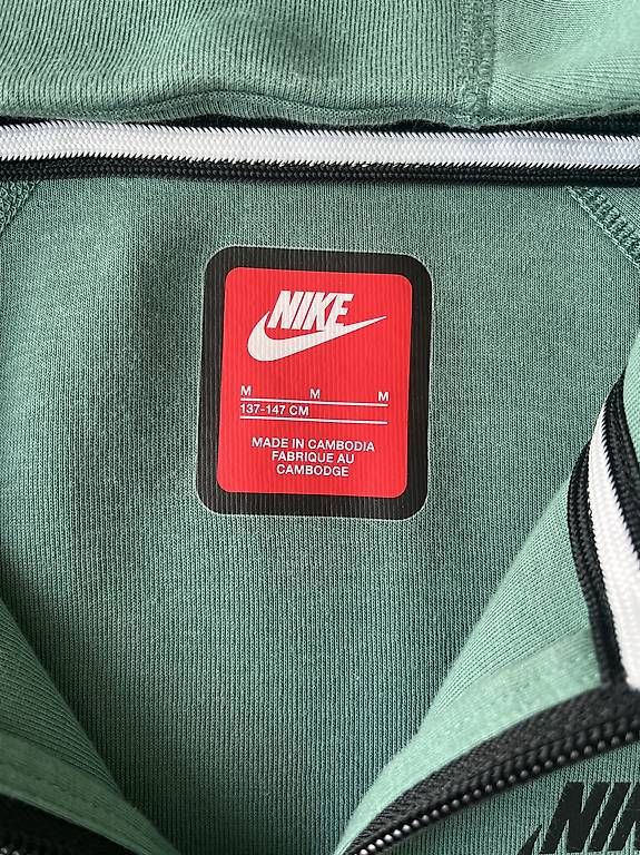 Giacche & Cappotti: Nike Tech – Usato da Lonay venduto da Angelafidji13 1