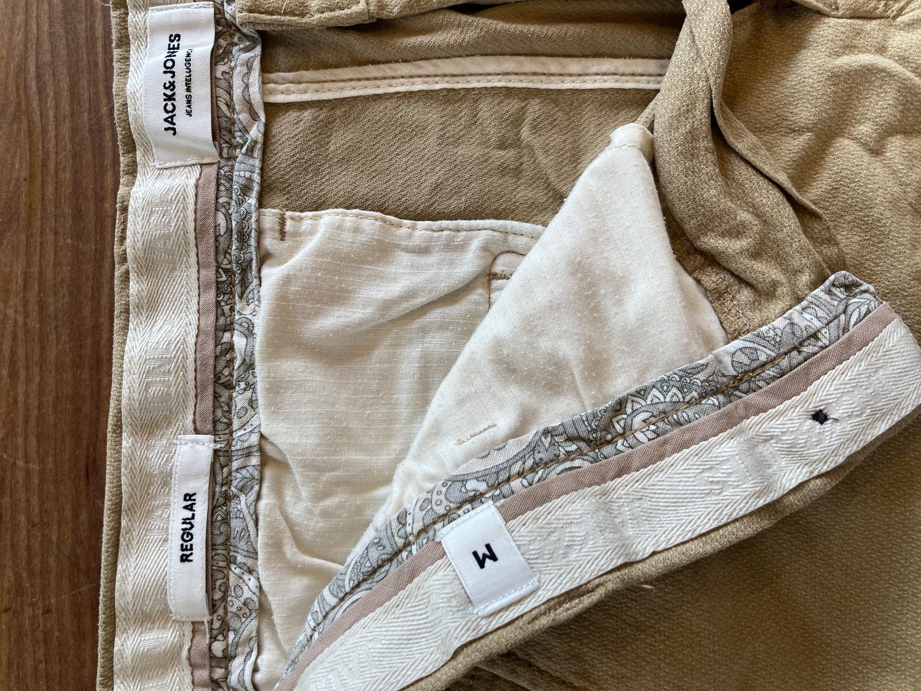 Pantaloni: Beige Shorts Grösse M – Usato da Lostorf venduto da Gavia 1