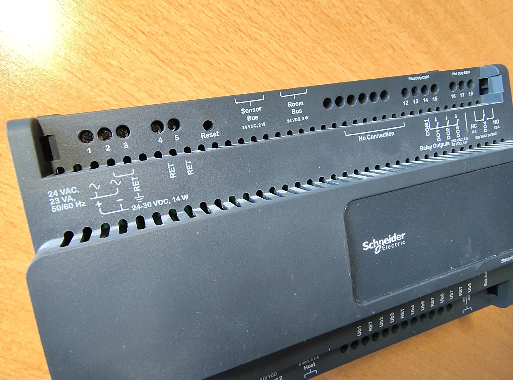 Schneider Componenti elettronici: Schneider Electric RP-C-12B-24V Controller – Usato da Bertschikon Gossau venduto da Dewe13 2