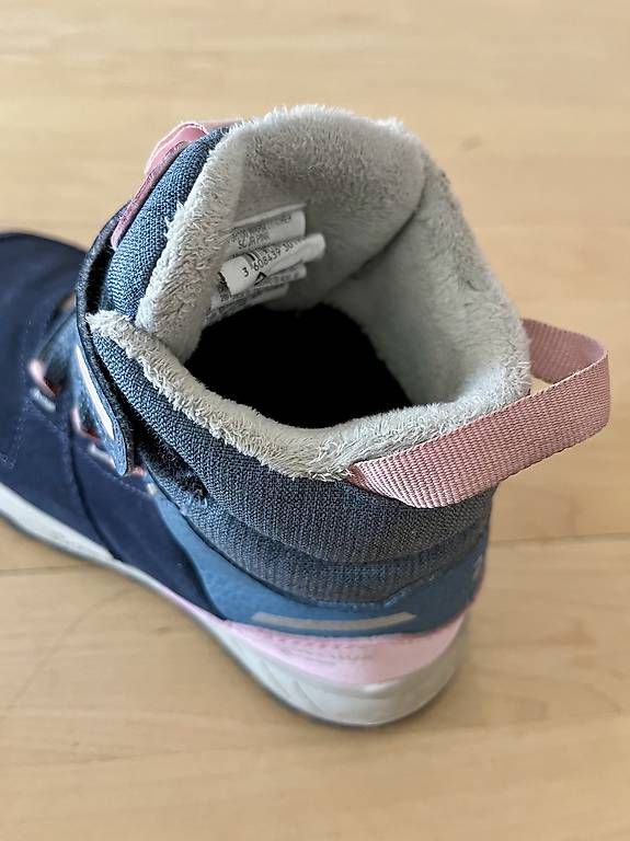 Scarpe per ragazzi: Winterschuhe QUECHUA Kinder, blau/rosa, Gr. 33 – Usato da Samedan venduto da sroo 4