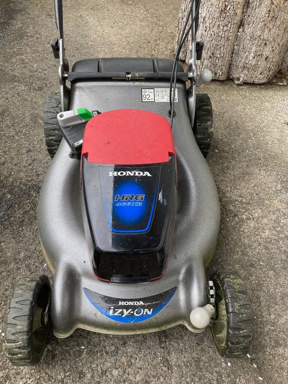 Honda Akku Rasenmäher IZYON HRG 466 XB mit HHB 36 AXB Laubb Kaufen