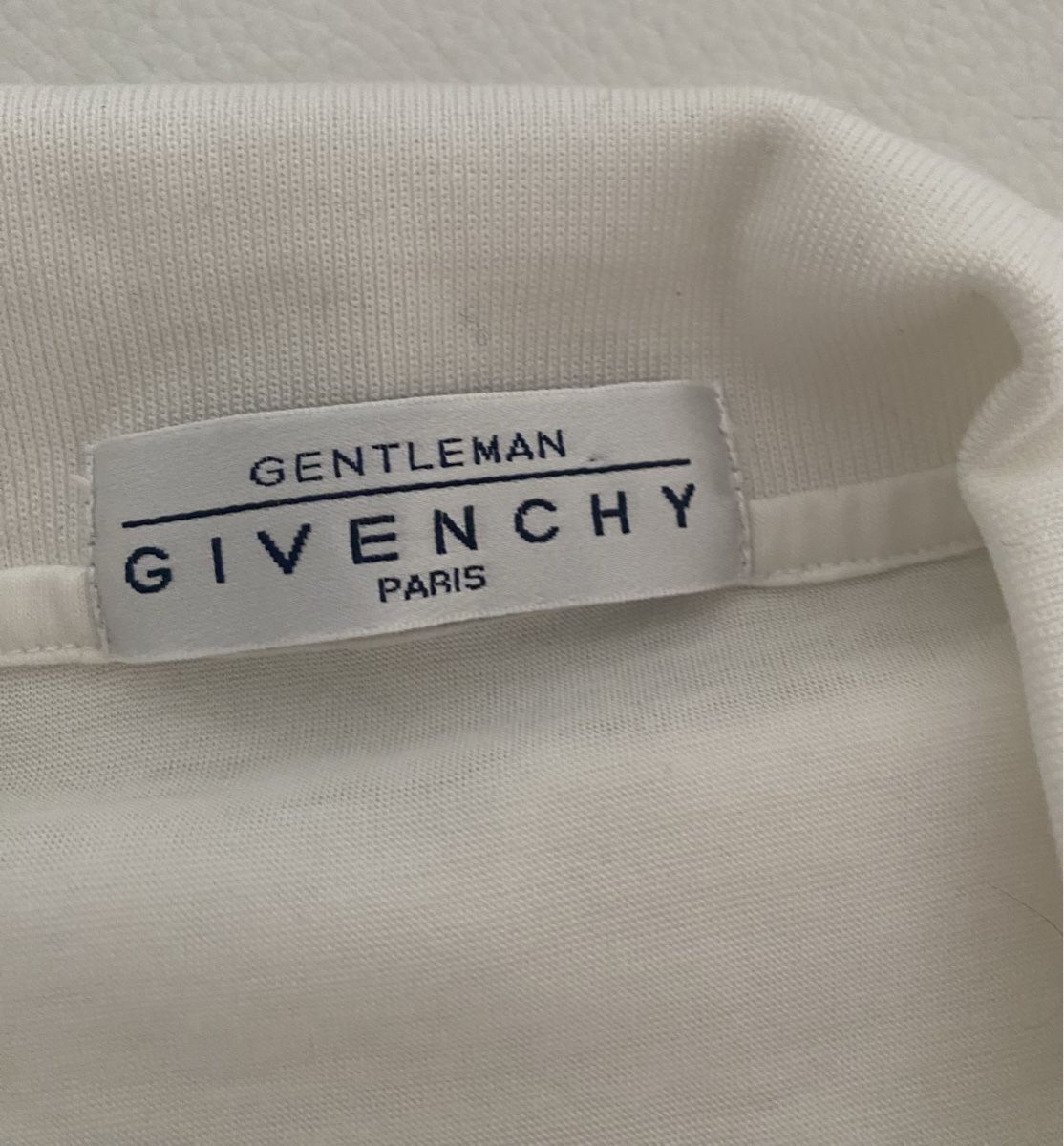 Givenchy Polos: GIVENCHY Paris  Oberteil – D'occasion à Opfikon par Luis144 7