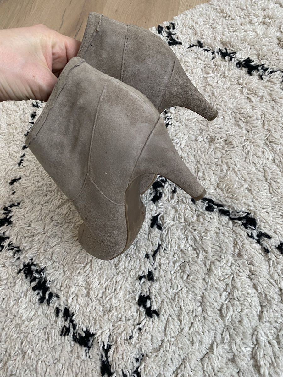 Scarpe da donna: Stiefeletten Leder Grösse 38 – Usato da Buchs ZH venduto da crazyhandbaggirl123 2
