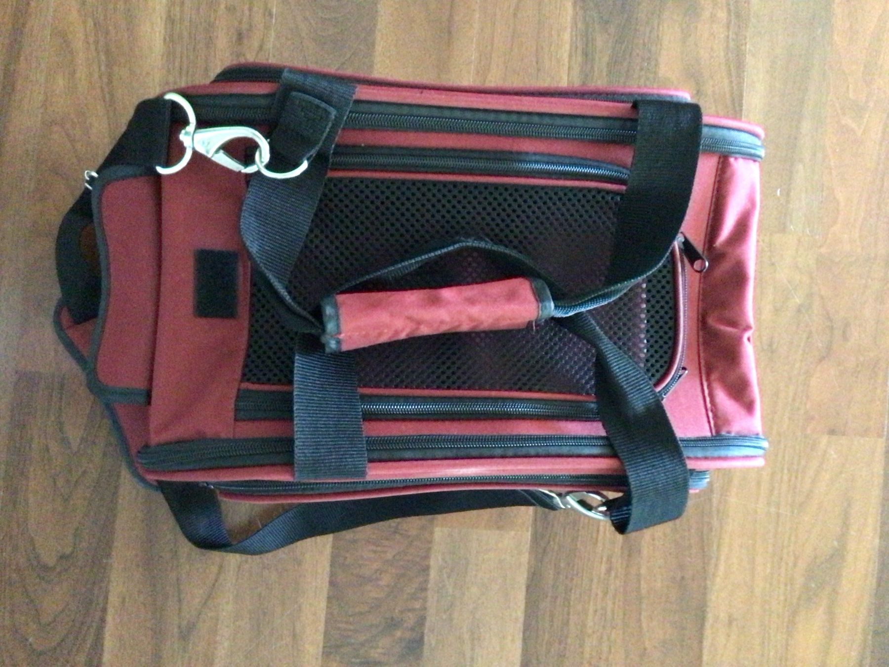 Cucce & Letti: Hunde–Transporttasche. – Usato da Zürich venduto da ElarmariodeRuth 1