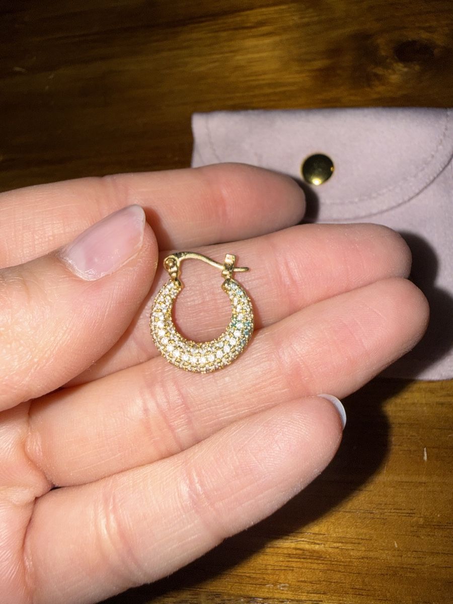 Ohrringe & -stecker: Luv Aj Pave Hoops  – Gebraucht aus Luzern von Itsclaire 2