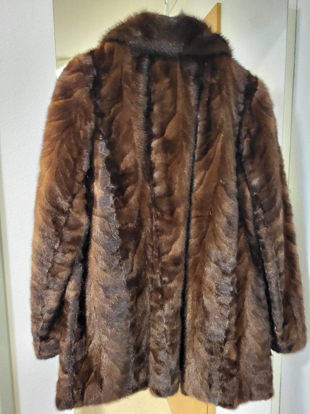 Nerz Giacche: Damen Nerzjacke – Usato da Rümlang venduto da Turrin 1