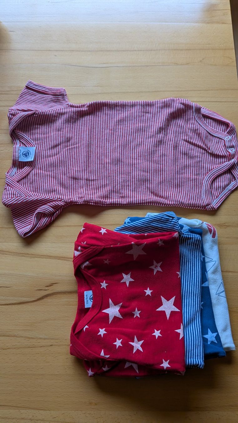 Lotti & Set di vestiti: Petit Bateau Bodys, Grösse 74 – Usato da Wittenbach venduto da Dj_tom