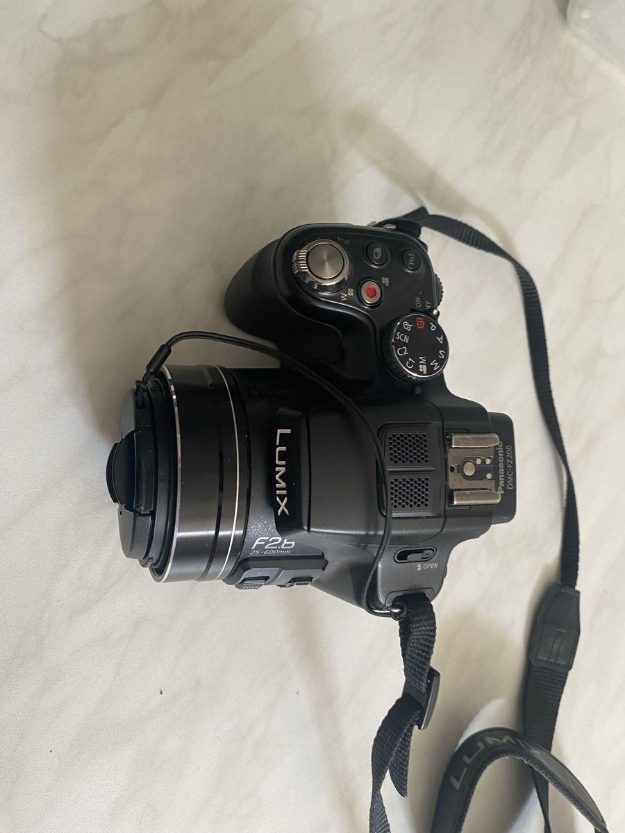 Fotocamera: Fotoapparate,Projektor.Video etz, – Usato da Wettingen venduto da MarcelM010203 6
