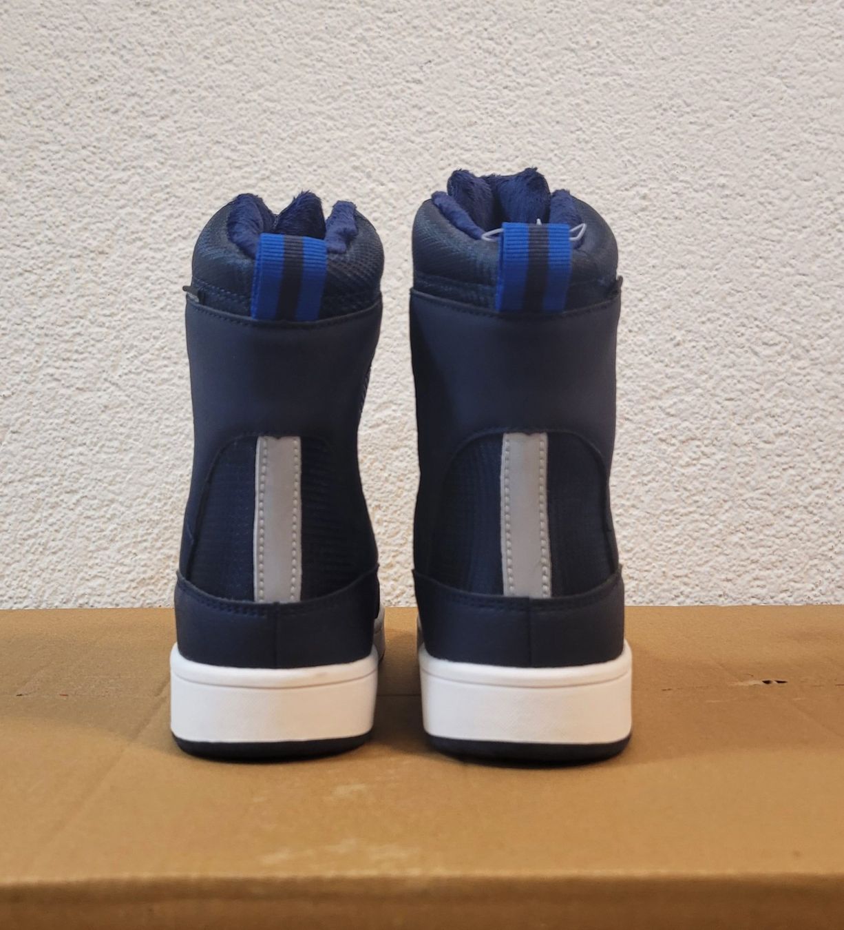 H&M Scarpe per ragazzi: Neue Winterstiefel H&M Grösse 27/28 – Nuovo e nell'imballaggio originale da Untersiggenthal venduto da Eulea 2