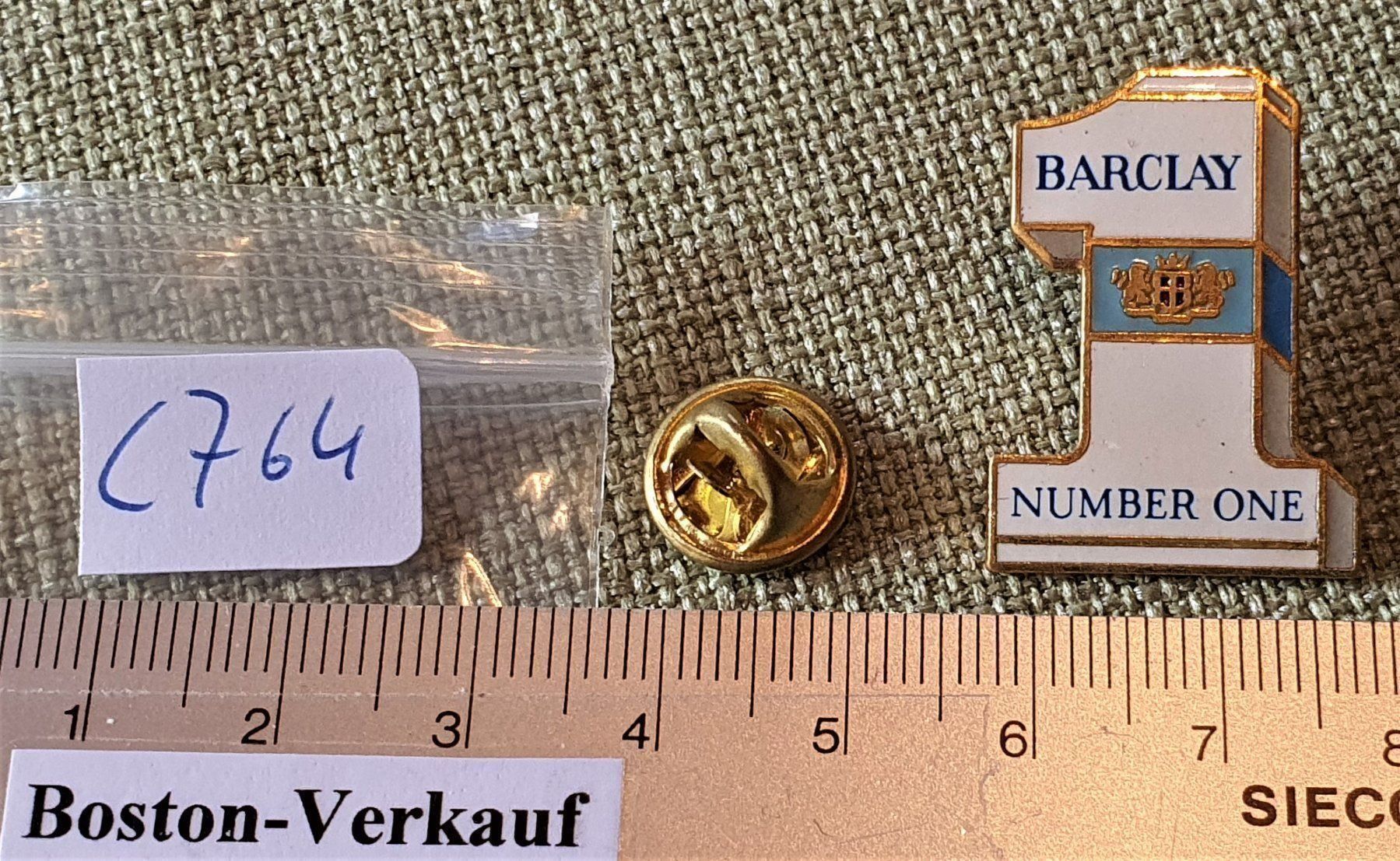 Placchette & Badge: C764 - Pin Zigaretten Barclay Number One – Usato da Reinach BL venduto da Boston-Verkauf 2