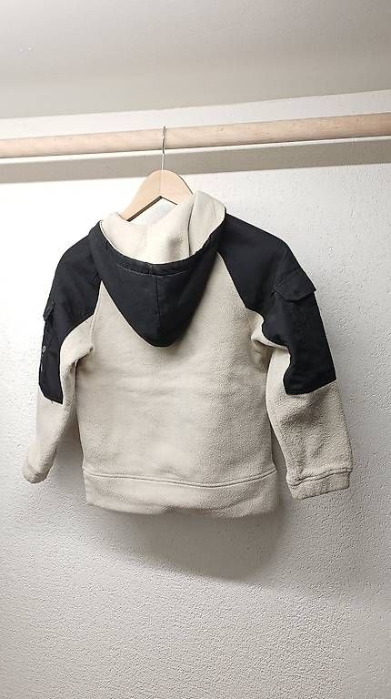Zara Pullover & Sweatshirts: Pullover ZARA Gr.128 – Gebraucht aus Oberrieden von Raja011 1
