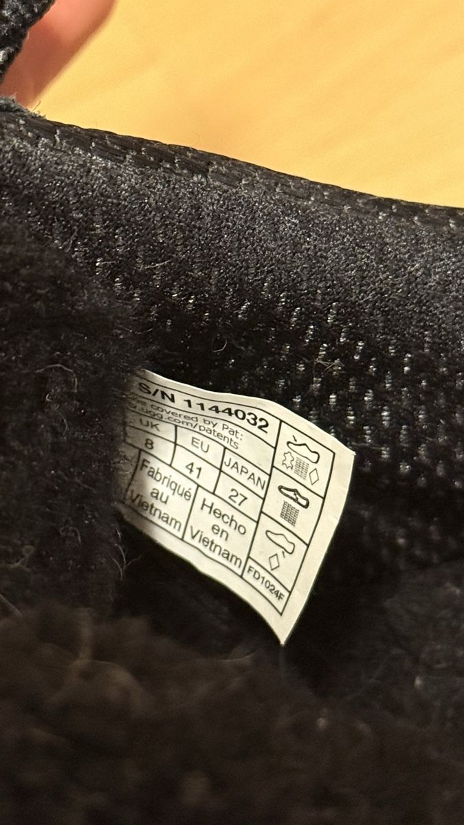 Scarpe da donna: Ugg Schuhe Schwarz, 41 – Nuovo (secondo la descrizione) da Laufen venduto da famkiss 1