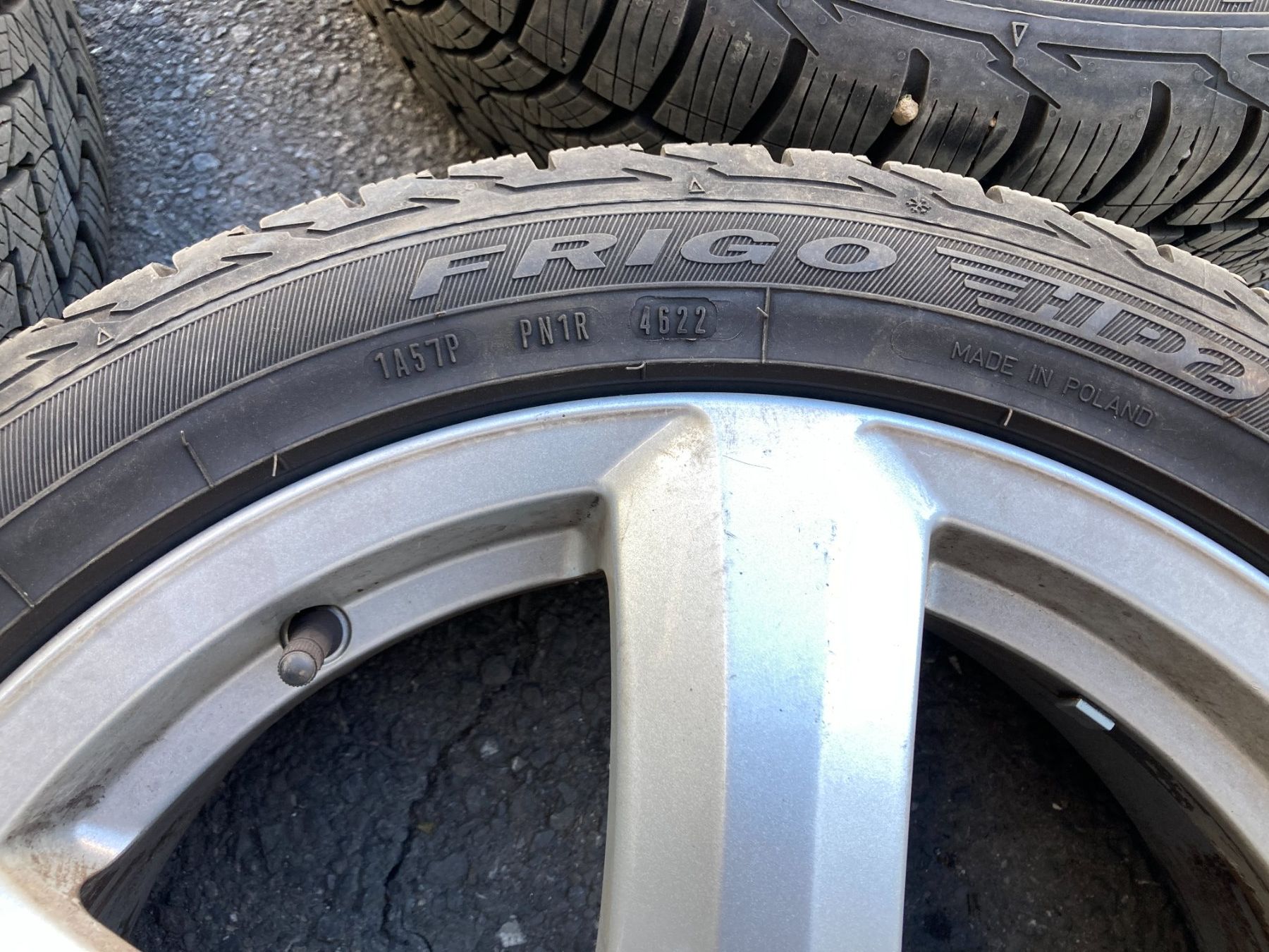 Audi Pneumatici & Ruote complete: Audi A3 Winterräder 205/50R17 – Usato da Cham venduto da WB2223 5