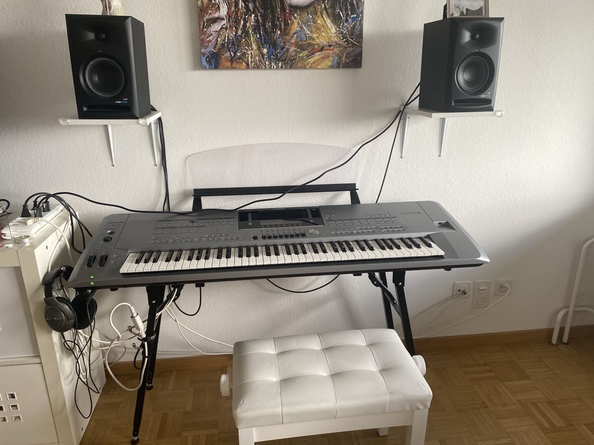 Yamaha Strumenti musicali: Keyboard Yamaha Tyros 5 XL – Nuovo (secondo la descrizione) da Hirzel venduto da jessi86