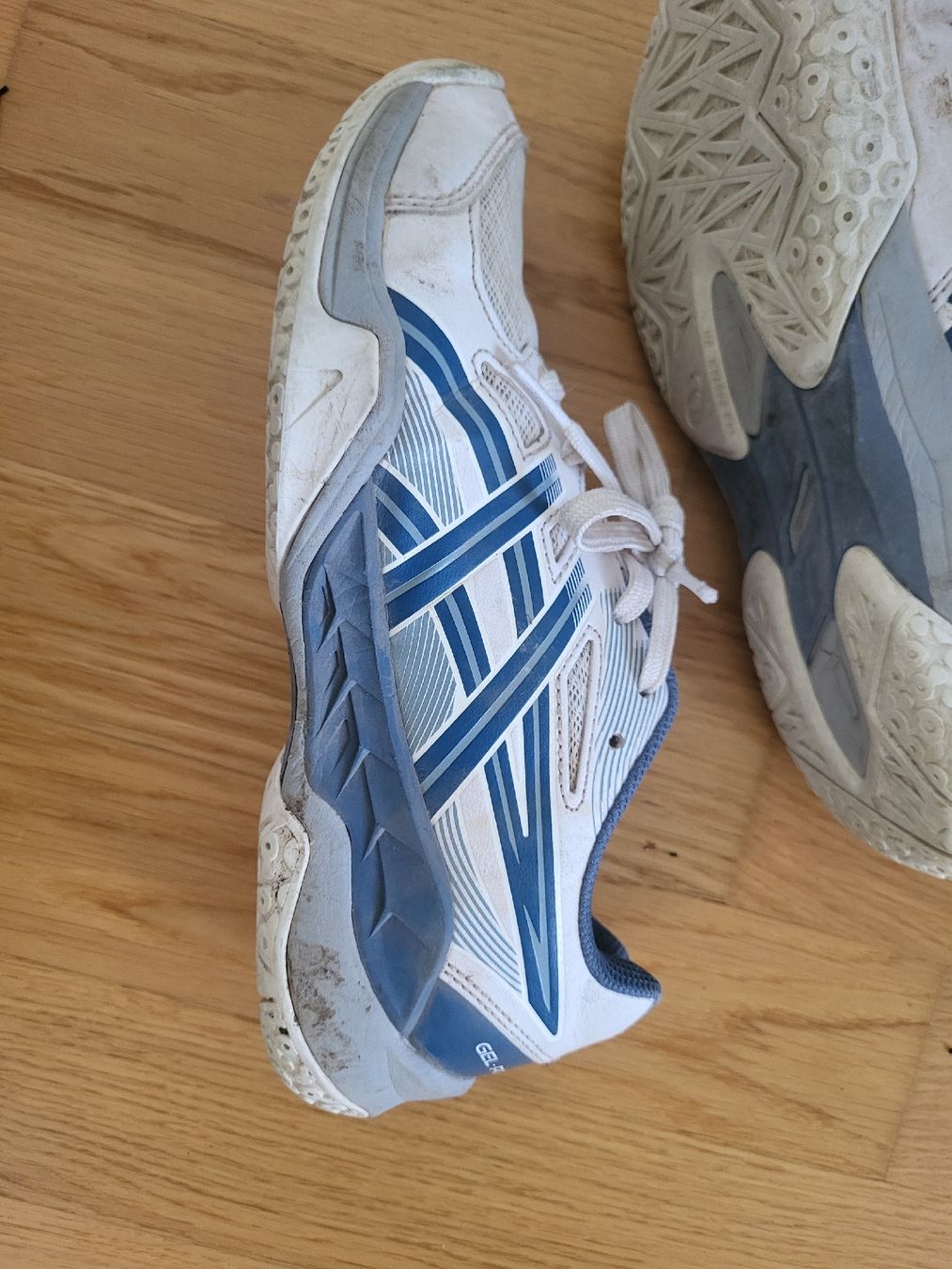 Asics Scarpe da uomo: Asics Gel powerbreak Gr 38 – Usato da Zürich venduto da Kagu1 3