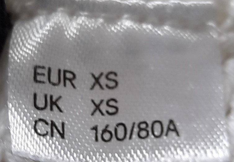 H&M Maglioni & Felpe: H&M Gerippter Pullover Damen Weiss Gr.XS – Nuovo (secondo la descrizione) da Seuzach venduto da VT-Collections2 7