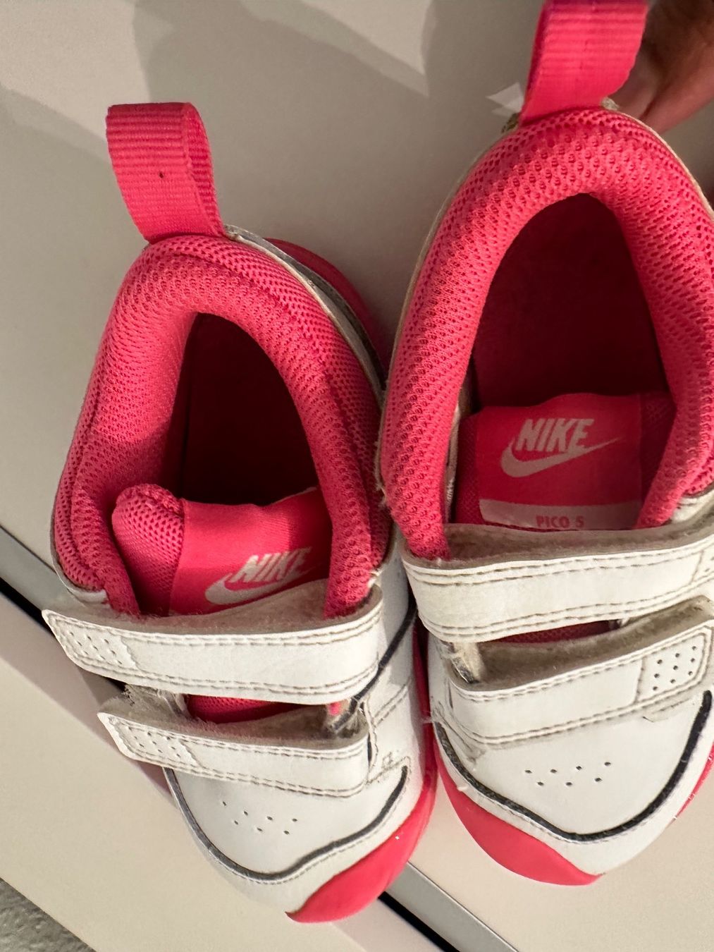 Nike Scarpe per ragazzi: Nike Girl Sneakers 25 – Usato da Zürich venduto da Bybyana 2