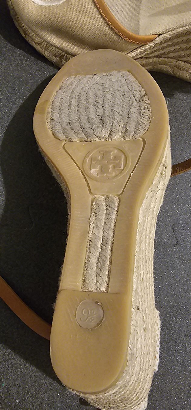 Tory Burch Damenschuhe: Tory Burch Wedge  – Gebraucht aus La Tour-de-Peilz von mcp_w7rw 2