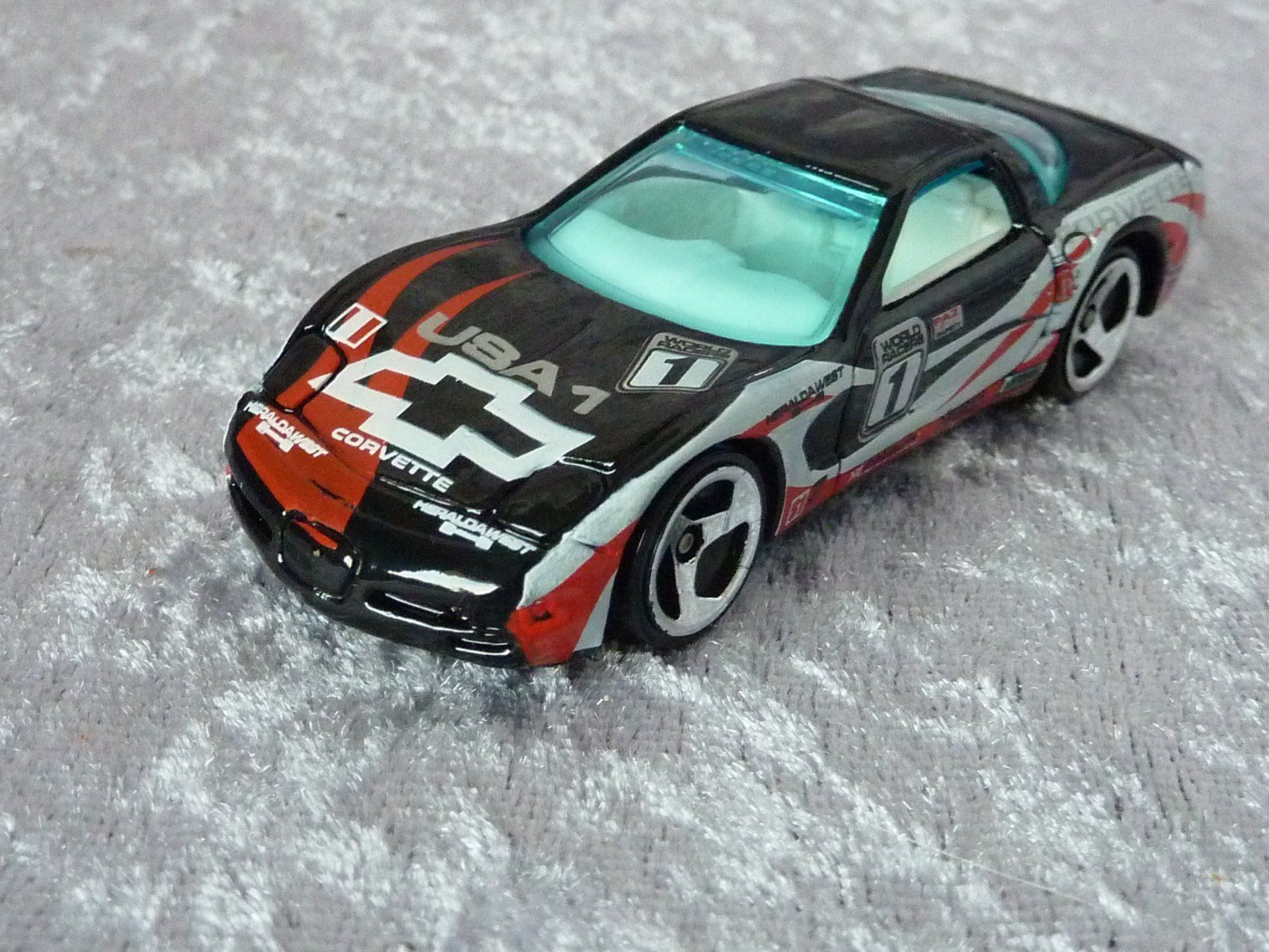 Hot Wheels Modellini d'auto: Chevy Corvette C5 black 1:64 – Usato da Dürrenäsch venduto da Cobra1ch